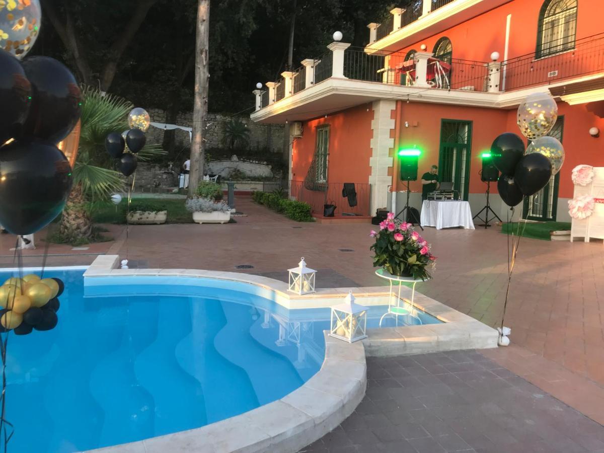 Kozak Village Suite Caserta Exterior foto